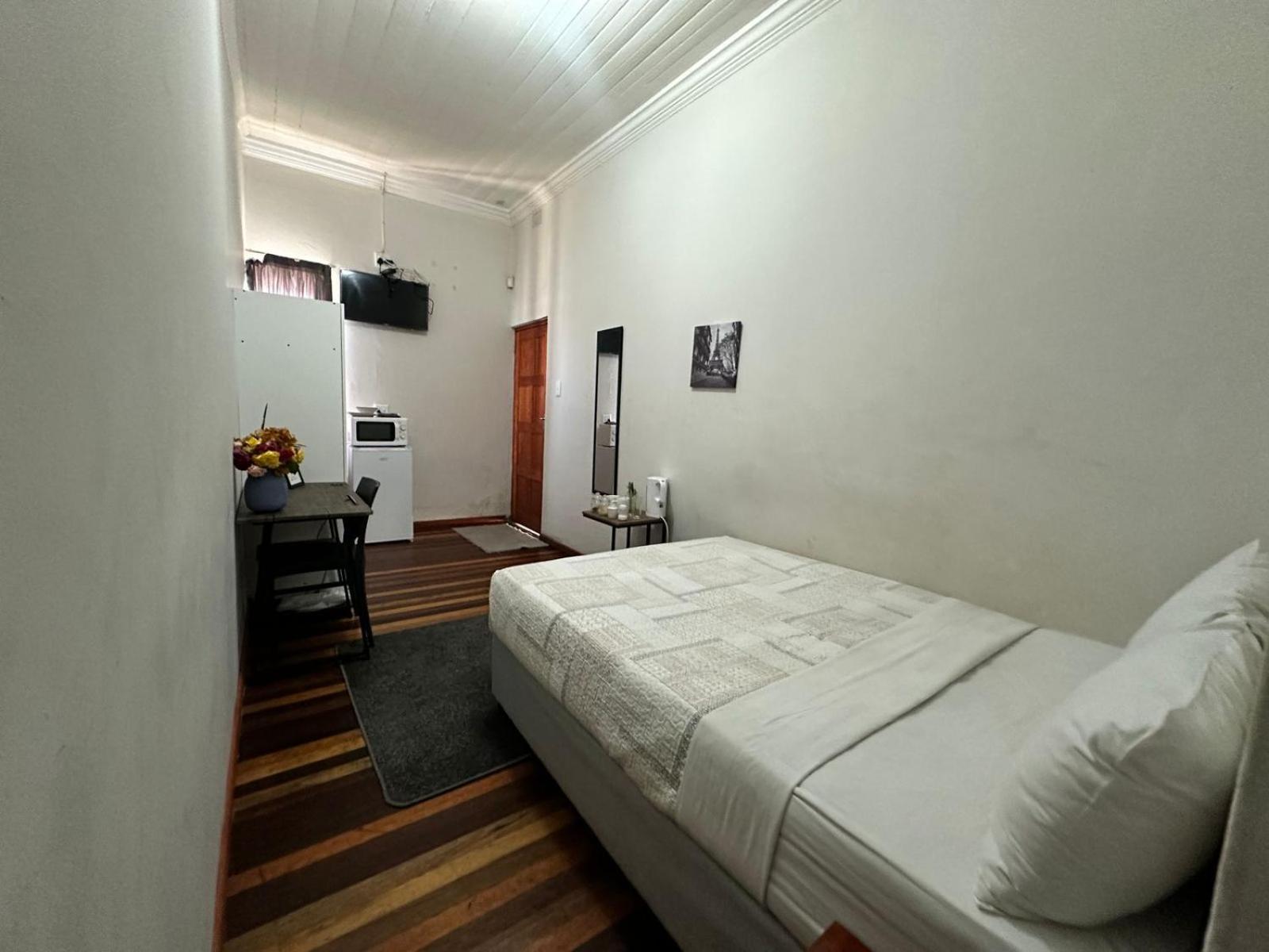 Hide On Rees Guest house *